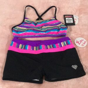 Girls 2 piece swimsuit size: M (10/12)